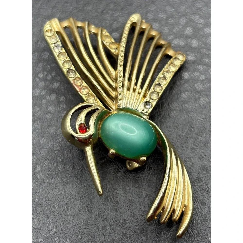 VTG Gold Tone Hummingbird Bird Brooch Green Moon glow Cabochon Clear Rhinestones